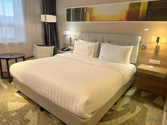 【ホリデイ イン ウランバートル　Holiday Inn Ulaanbaatar】　～モンゴル・ウランバートル日記⑬　バスタブ付！安心と快適を求めるならココ！～