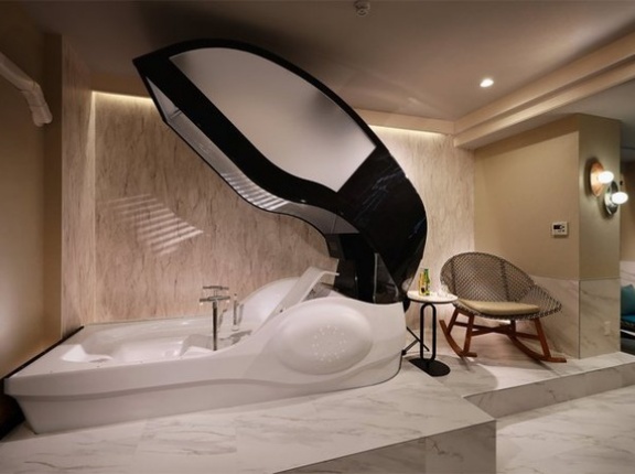 大阪のホテルで『人間洗濯機』が稼働開始！！　料金は1時間半1万8000円