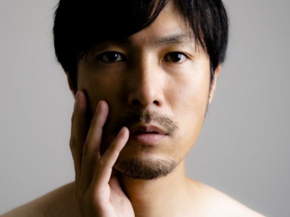 【悲報】髭を永久脱毛した男、後悔し始めるｗｗｗｗｗｗ