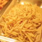 ビュッフェにおけるフライドポテトとかいう難敵