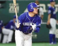 福留孝介(43).237ops.693←これがスタメンで許されてる理由
