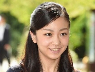 【画像】佳子さま(30)、前屈みお胸を披露ｗｗｗｗｗｗｗｗ