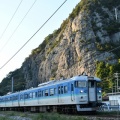 10月10日撮影　383系「しなの86号」と、しなの鉄道115系　S11編成より