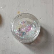 昨日寒くてビックリした！と、キラキラしずく作りました。