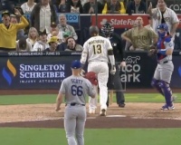 MLBの球審、マジで命懸けの仕事だった【動画あり】