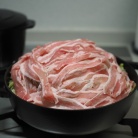 春キャベツを丸ごとひとつ使った晩ごはん。旬のお野菜はシンプルに食べるのが一番美味い！