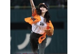 【速報】佐々木久美、Dカップがはっきりとwww子宮式にて