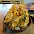 ■横浜橋の「天ぷら豊野」で、デカ盛り天丼！