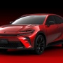 新車なら500万以上もする車に軽油で給油する様子が激写される… なお、これで車が故障した場合、誰の責任になるのか？