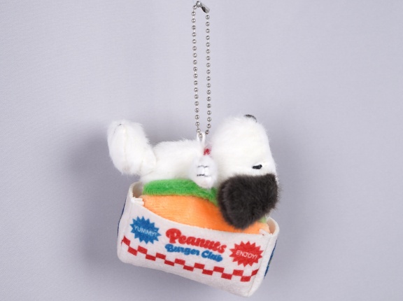 SNOOPY HotなDogのぬいぐるみチャーム BOOK