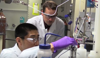 【ノーベル賞もの】CO2から簡単にエタノールを生成する方法見つかる【錬金術師】