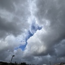 昨夜から大荒れ、今日は暴風雪予報だけど、、、、