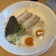 【三宮】人気のラーメン　～麺道 しゅはり 三宮センタープラザ店