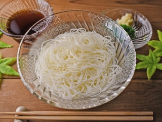 旦那「今日そうめんでいいよ。あ、これ煮ただけなんだ？」私「あのさぁ。そういう言葉遣い好きじゃないんだけど」旦那「えっ？」→結果…