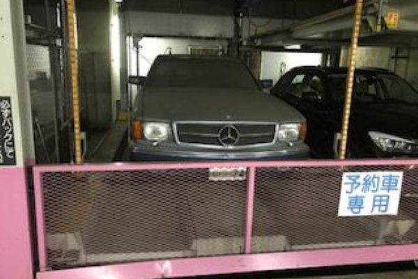 放置車両を立体駐車場から廃車の出張引き取り撤去しました 引き取りレンジャー 放置車両を立体駐車場から廃車の出張引き取り撤去しました 引き取りレンジャー