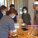 仙台市あいの実ストロベリーさんでのe-AT活用サポート③〜アクセシビリティスイッチに入力してiPadのカメラアプリで写真を撮るには