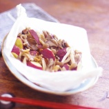 『レンジで★鶏肉とさつまいもと茸の味噌蒸し【レシピ2367】#お弁当 #お弁当おかず #簡単レシピ #時短料理 #レンチン #電子レンジ料理 #レシピ #おかず #節約レシピ #さつまいも #鶏むね肉 #みそ』の画像