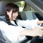 【動画】まんさんに小学生の送迎バスの運転手やらせた結果wwwwwwwwwwww
