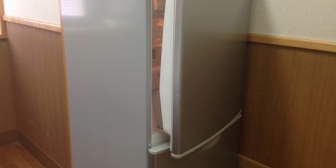 二日酔いでダウンしてる人に毎回食事を作り、マッサージし、送迎して…私が冷蔵庫をしっかり閉めないと…