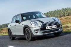 絶対に外車しか乗っちゃいけないってなったら、何乗る？