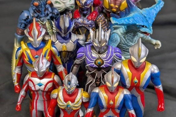 ウルトラマンコスモス・マックス・メビウス（バンダイ）10体セット＋３ ウルトラマンコスモス・マックス・メビウス（バンダイ）10体セット＋3