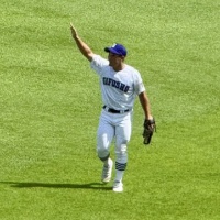 岐阜小野球部ＯＢが甲子園へ
