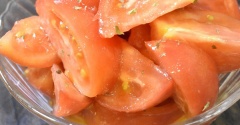 超簡単♪トマトのシンプルサラダ