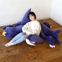 人間サイズの「大きなガブリアスクッション」が遂に注文受付開始！！これはいいものだ・・・