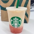 スタバ新作！クラフトジューシーピーチティー