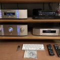 月曜日　風呂の掃除は大変だ。オーディオに火を入れて動作確認。SACDプレーヤーの蛍光表示に問題あり。Apache reload。洗面台の異物除去で流れ大変よろしい
