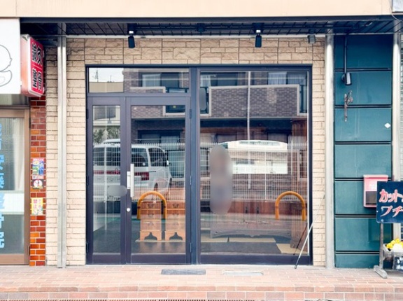 城南町に「Antique Amulet」ってアンティークショップができるみたい。9月オープン予定