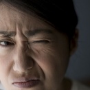  鍼灸で眼瞼下垂は治せる？！鍼灸の体質改善効果とは