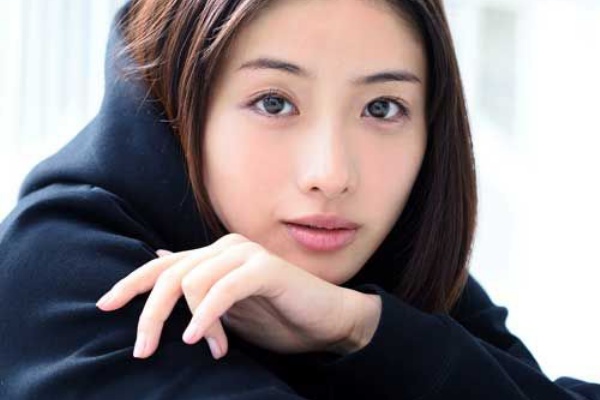 泉湧く珠玉の情報 石原さとみ