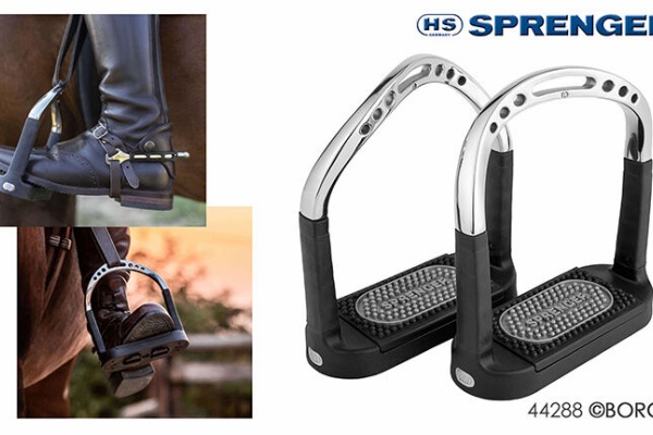 フリージャンプ鎧革 馬具/乗馬用品 （乗馬用品 鎧 フリージャンプ 中古  