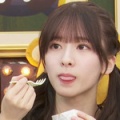 菅原咲月の舌出し2