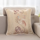 『富を表す鳥と花の刺繍クッションカバー』の画像