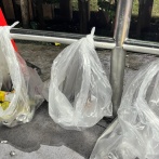 「ポイ捨てされまくる場所にゴミ袋設置したらどうなるんやろ？実験してみるわ」 → 次の日、凄いことになっていたｗｗｗｗｗ