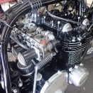 Z1-Bフルレストア：『KEIHIN：CR-SPECIAL CARBURETOR ブラックボディ』の闇