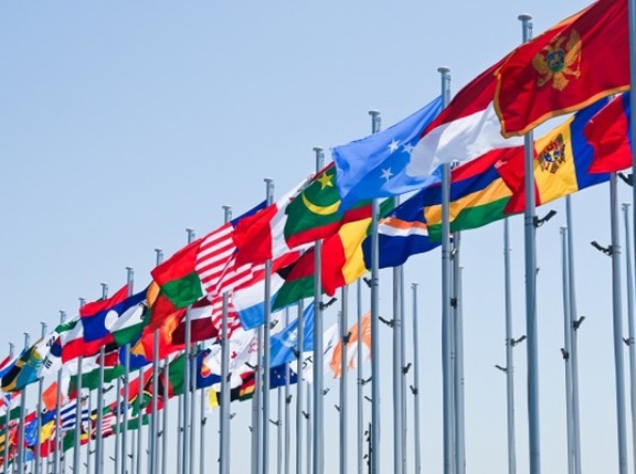 富山駅構内にある『JR富山駅おみやげ処富山店』に『2025大阪・関西万博オフィシャルポップアップストア』期間限定出店！1月18日～1月31日。