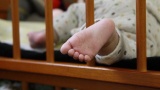 生後1ヶ月のパパ俺氏、妻の睡眠のため23時から子守り中ｗｗｗ