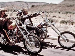 バイクで自由を求めた男たちの末路…『イージー・ライダー』を語るスレ