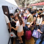 割りとマジでお盆すら休みの無い会社って規制すべきだよな