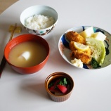 『50代女子孤独のランチ　蒸したジャガイモが最高のごちそう』の画像