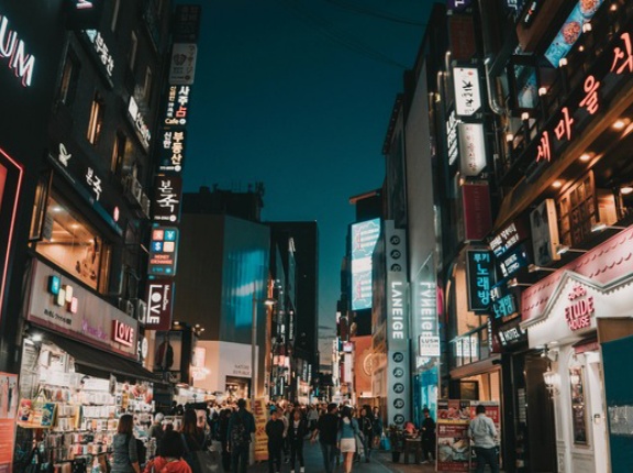 10万円で韓国旅行ってどうなん？