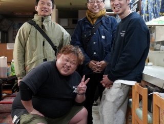 冬本番。珈琲屋さん友達と【ちゃんこ まる直】で忘年会。