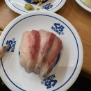 【画像】閉店間際の回転ずし、ネタの量がバグってると話題にｗｗｗｗｗ