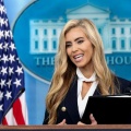 【ﾌｧﾝｻﾏﾘｨ】『速報』 ザカリア米大統領報道官「解任」、弁護士資格に疑問 トランプ氏「後任急がず」 在任5日と異例の短さ