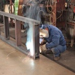 タンク、ホッパー製作。アルミ、ステンレス 修理溶接をやってる鉄工所。久留米道の駅近く　藤澤鉄工