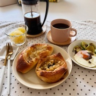 今日の朝ごぱんとかなりお得度高めのおまかせパンセット