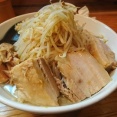 ラーメン屋の常連客「いつもサービスのトッピングありがとうございます」←SNSアップ